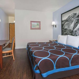 King Room Mobility or hearing accessible